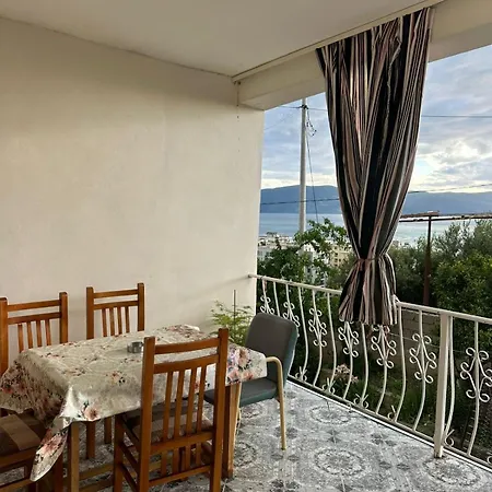 Vlore 度假居 Vlorë
